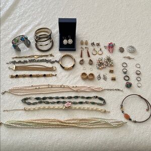 BUNDLE Vintage mixed jewelry necklace bracelet earrings rings brooch scarf clip